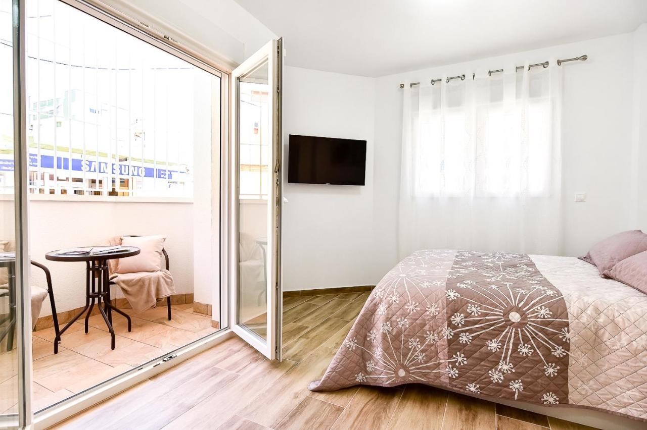 Apartments Cura Beach تورّيفيِخا المظهر الخارجي الصورة